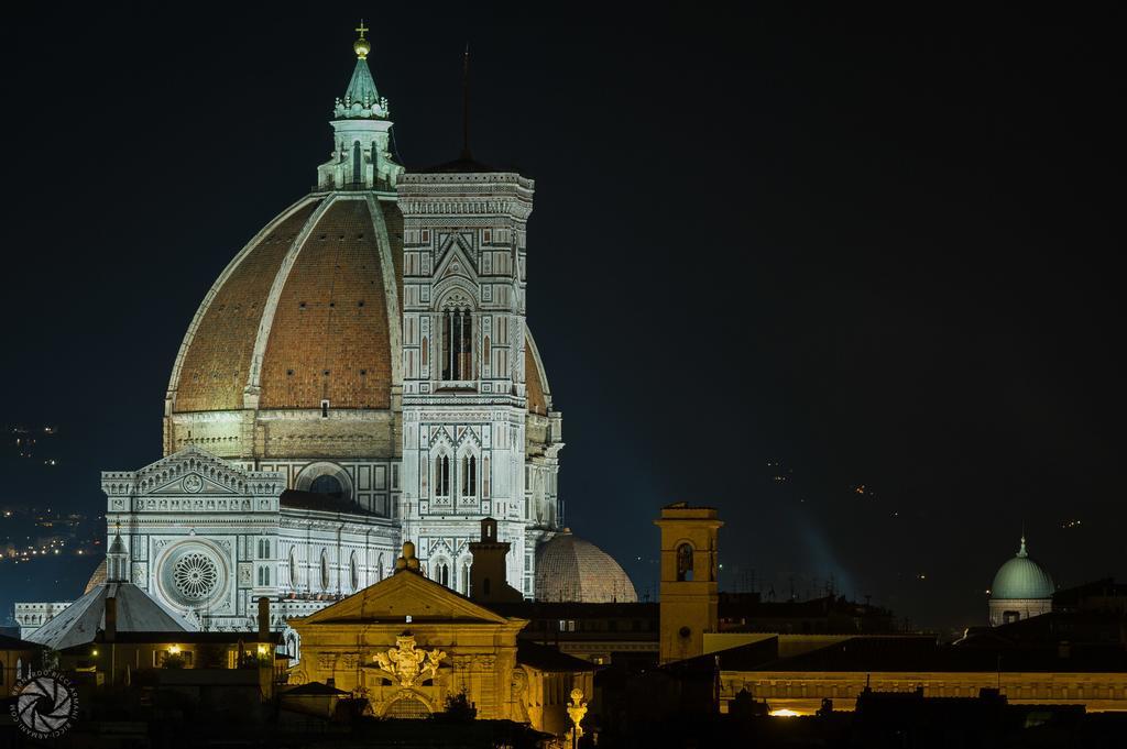 Ponte Vecchio & 4* Florence